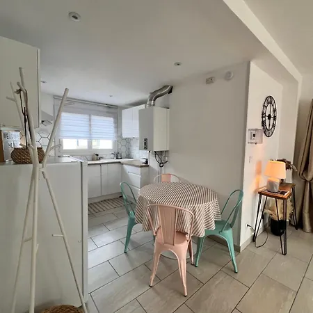 Le Bellevue - T3 - Gare & Les Jardins Darcy - Parking Free * Dijon