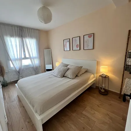 Le Bellevue - T3 - Gare & Les Jardins Darcy - Parking Free Apartment